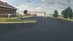 Best Concrete Driveway Installation  in Lakewood, CO